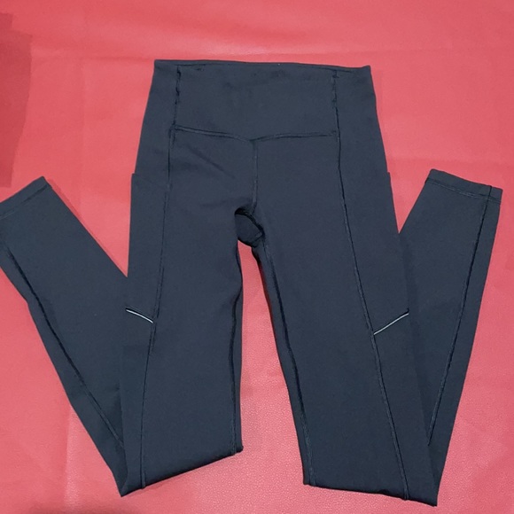Lululemon Speed Up Leggings 28” - Picture 5 of 11